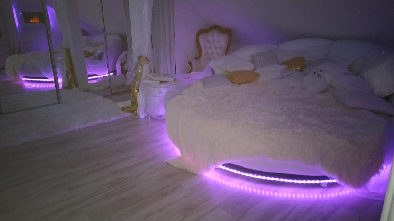 Apartament Z Baldachimem I Pieknym Widokiem Olsztyna Olsztyn  Kültér fotó